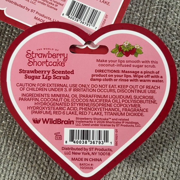 Strawberry Scented Sugar Lip Scrub & Lip Gloss - Picture 5 of 9